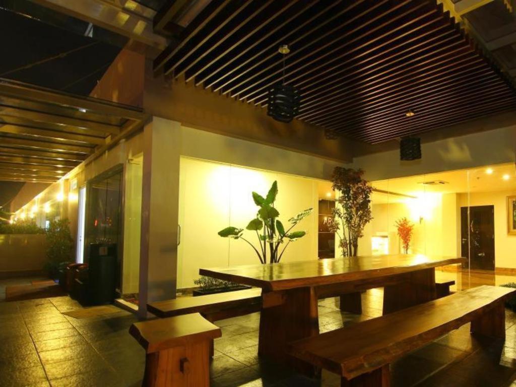 Hotel Falatehan Джакарта Екстериор снимка