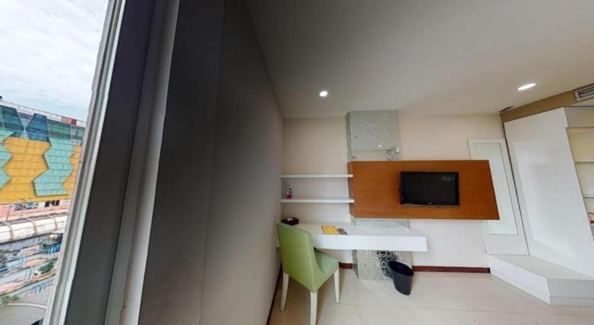 Hotel Falatehan Джакарта Екстериор снимка