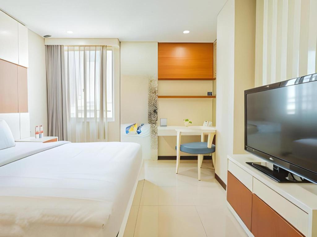 Hotel Falatehan Джакарта Екстериор снимка