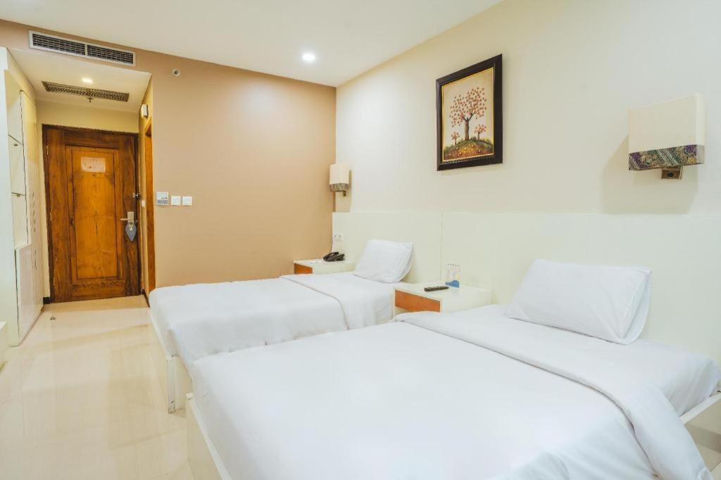 Hotel Falatehan Джакарта Екстериор снимка